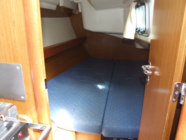 Sun Odyssey 36 i - 2007 -28.jpg